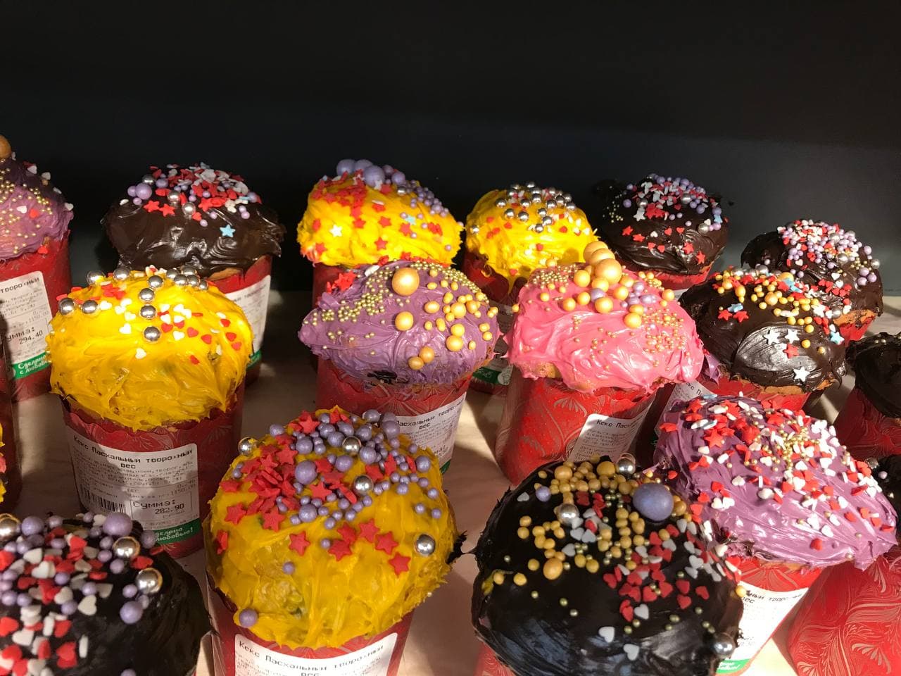 Пасхальные куличи в супермаркете «Яблоко» — фото 1